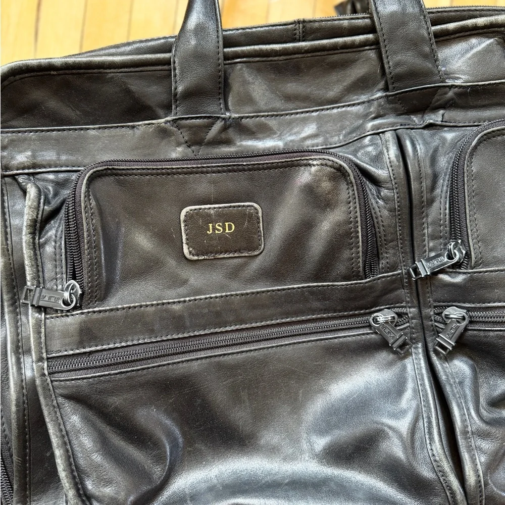 Vintage TUMI Alpha Leather Briefcase Laptop Expandable 9621D3 Messenger Bag